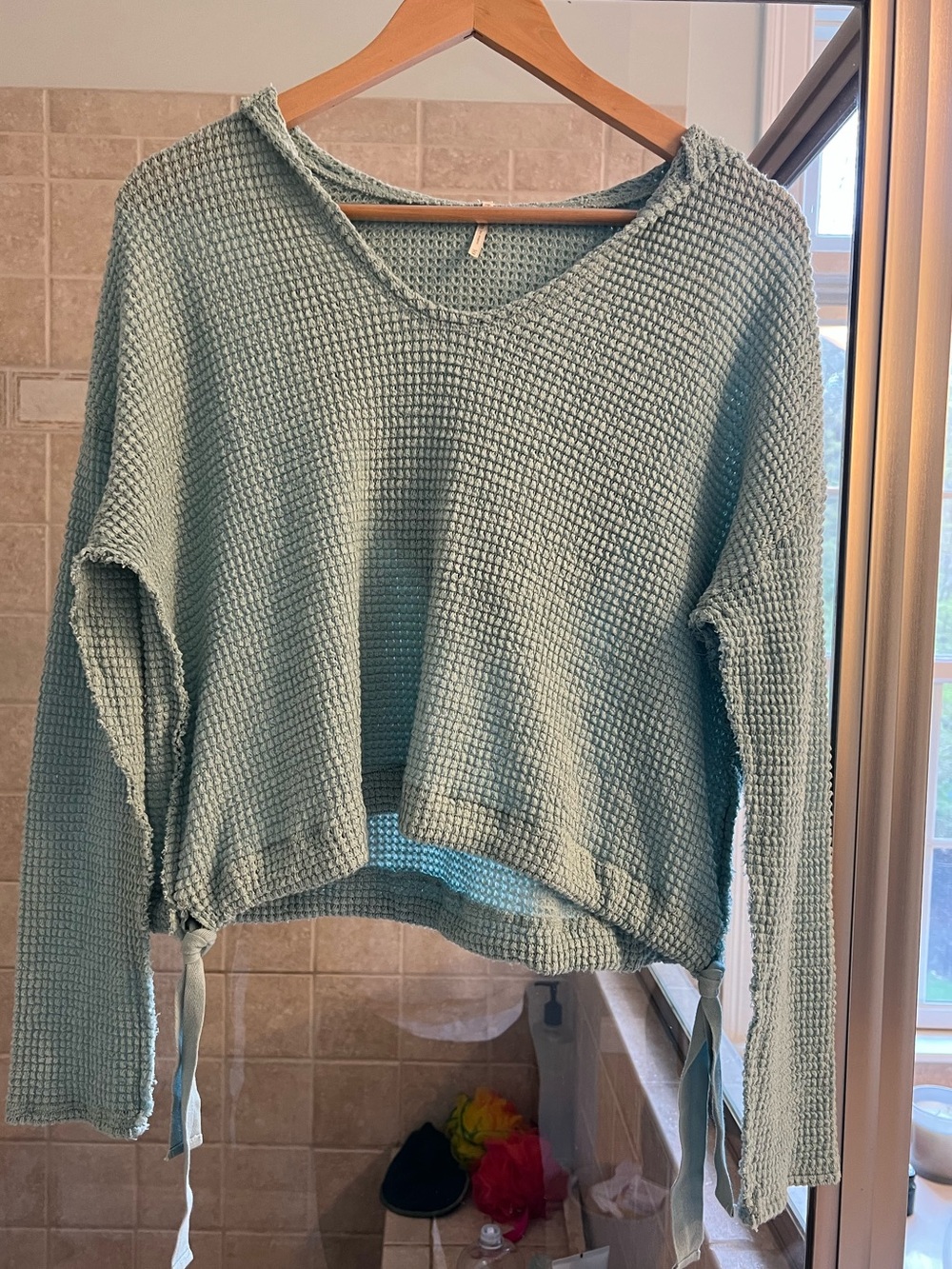 Hello Nite waffle light weight sweater